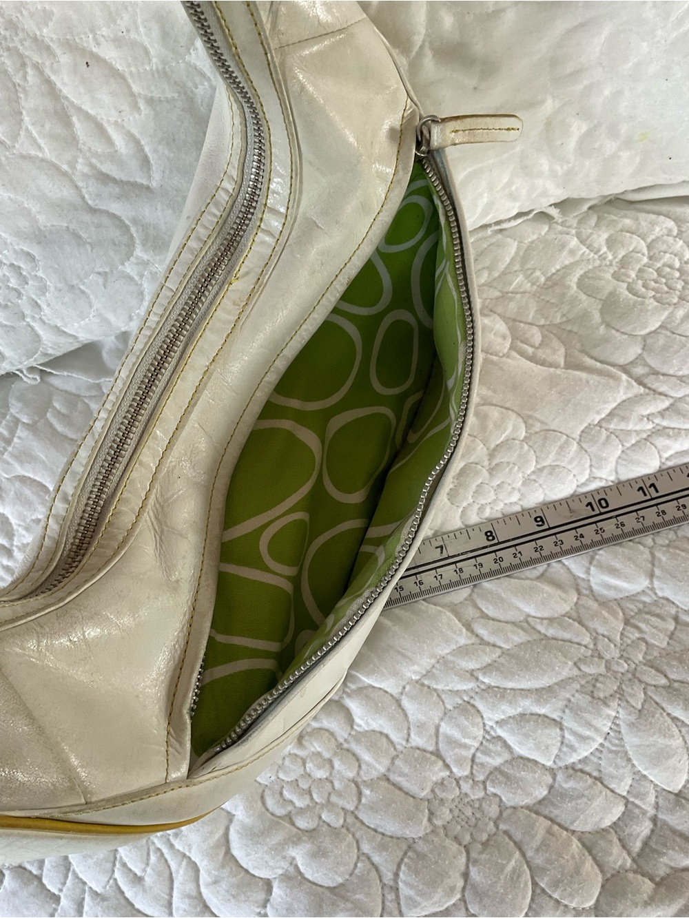 Angela Adam’s White Leather Hobo Bag with Yellow Trim - Picture 3 of 6